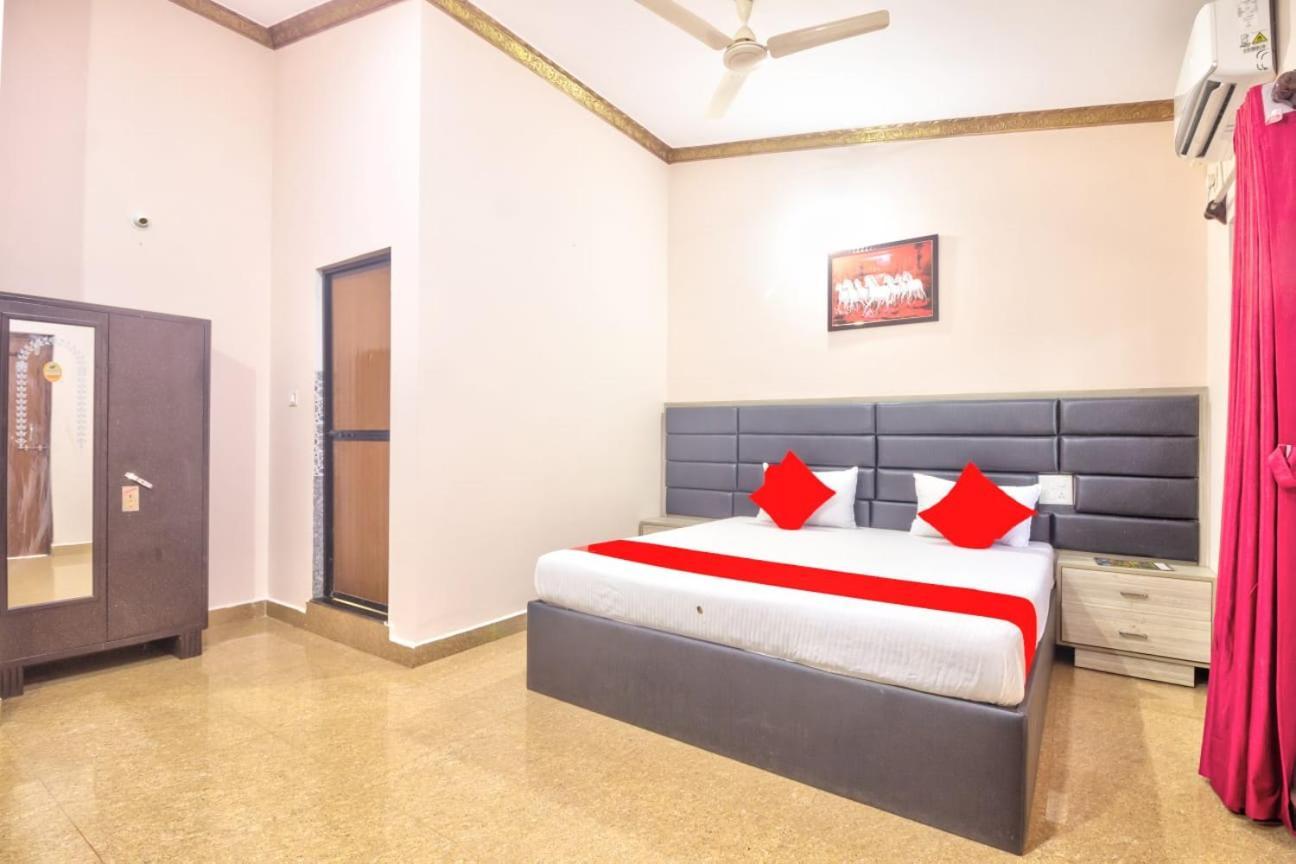 Blue Rays Apartment กาลังกูติ ภายนอก รูปภาพ
