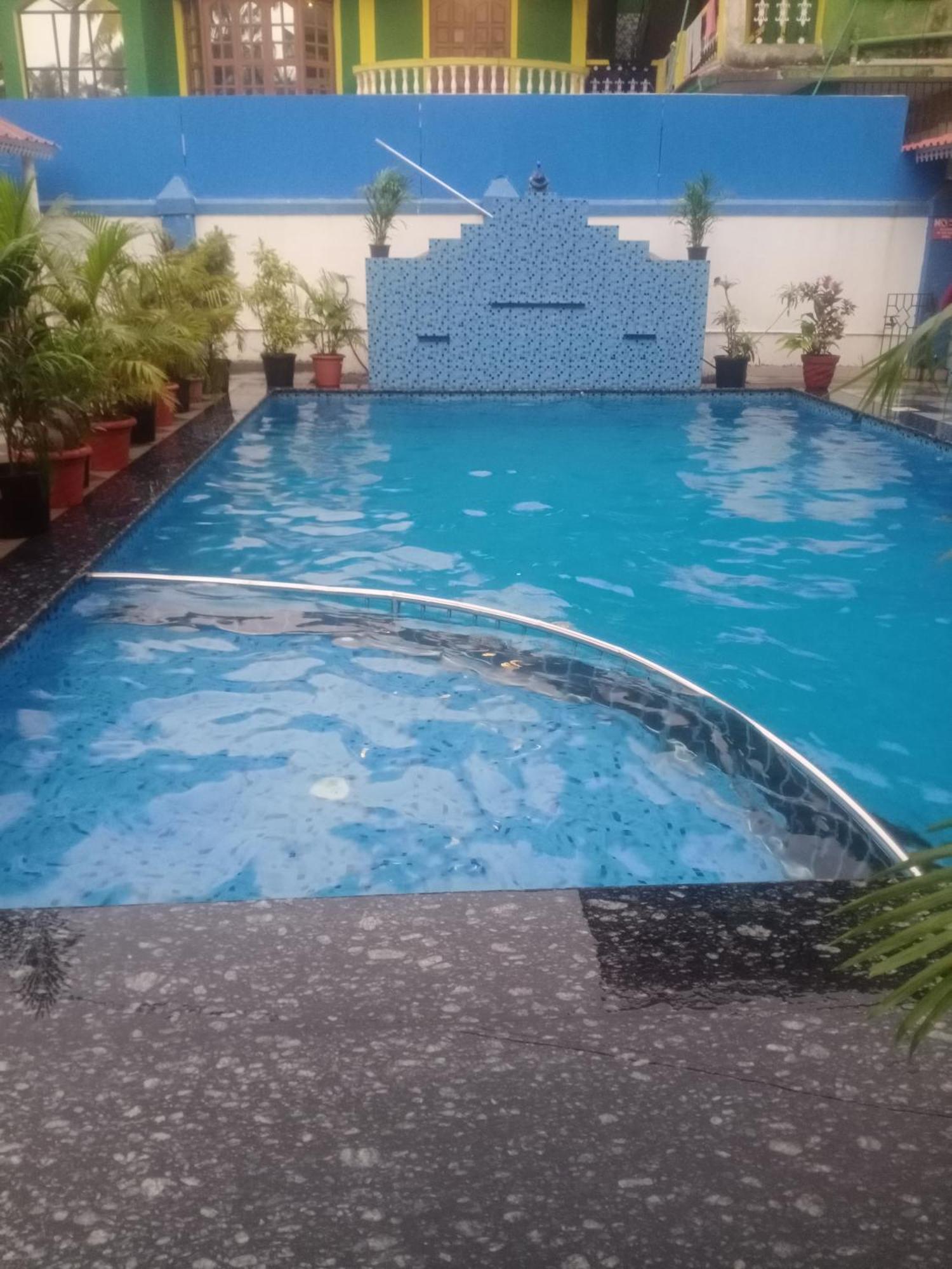 Blue Rays Apartment กาลังกูติ ภายนอก รูปภาพ