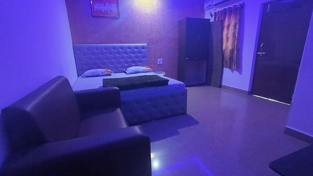 Blue Rays Apartment กาลังกูติ ห้อง รูปภาพ